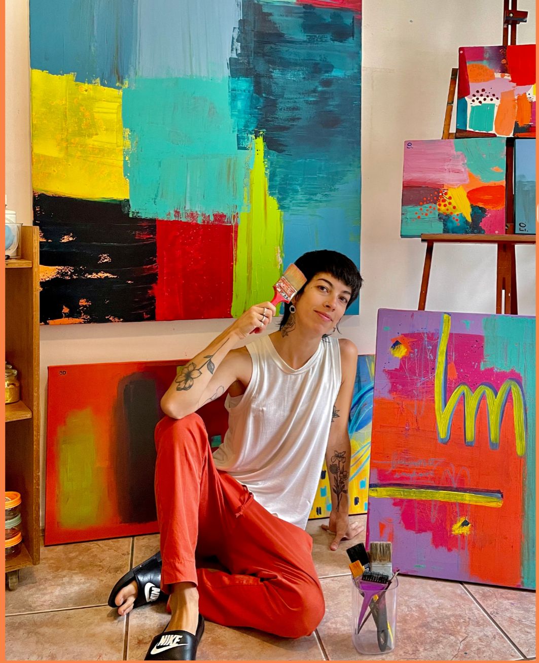 OLIVIA POLICASTRO – DIVULG.